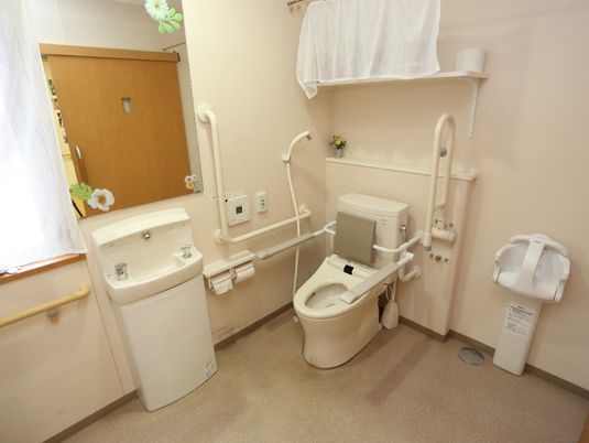 バリアフリートイレ設備