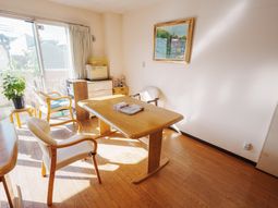 自然光が差し込む居室