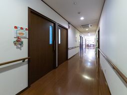 明るい廊下  