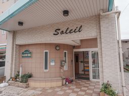 温かみのあるエントランス