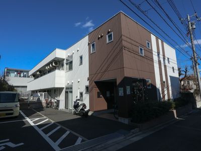 現代的な建物の外観