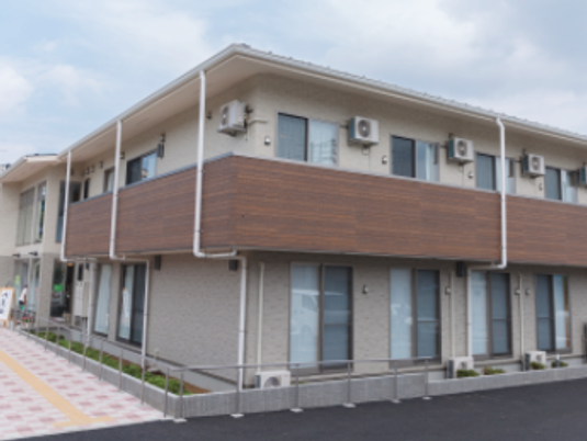 2階建ての施設外観  