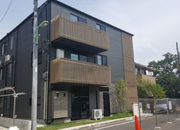 現代的な建物の外観
