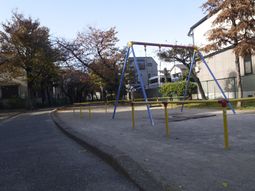 庭園の遊具エリア
