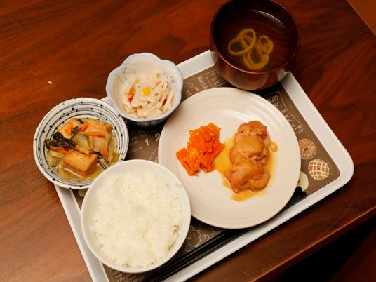 栄養バランスの取れた食事