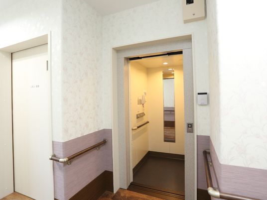 廊下と洗面所の入口