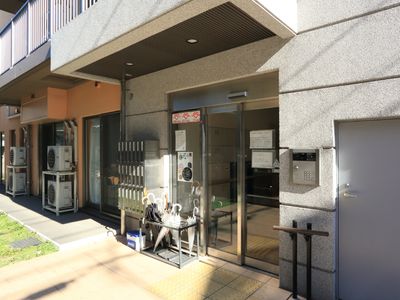 エントランス外観