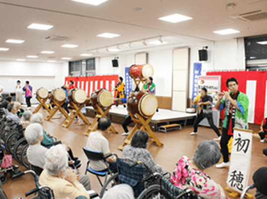賑やかなイベントの様子