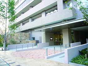 リエイの快護癒しのヘルパーステーション南千住の外観