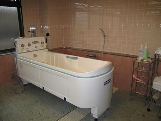 浴槽とシャワーの部屋  