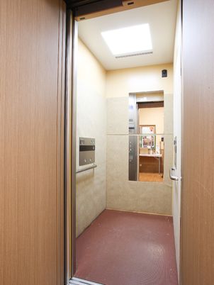 エレベーター内部の清潔感