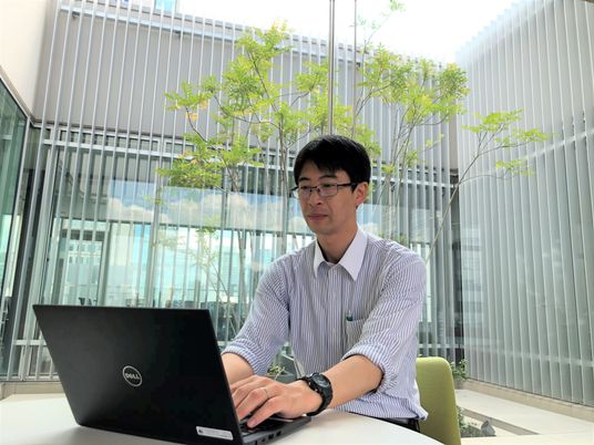 広々とした中庭