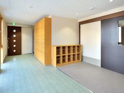 廊下の郵便受けと靴箱