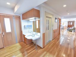 洗面台がある廊下