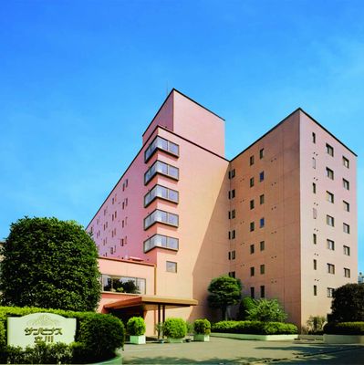 施設の落ち着いた外観