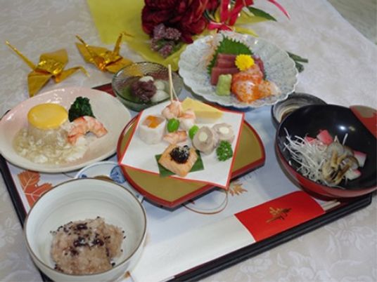 彩り豊かなお祝い膳