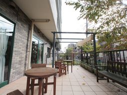 テラスの休憩スペース