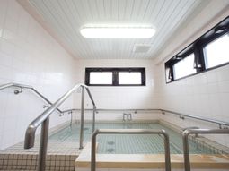 清潔な浴室施設