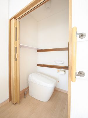清潔なトイレ空間 