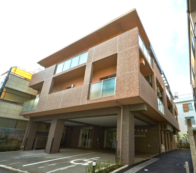 現代的な建物外観