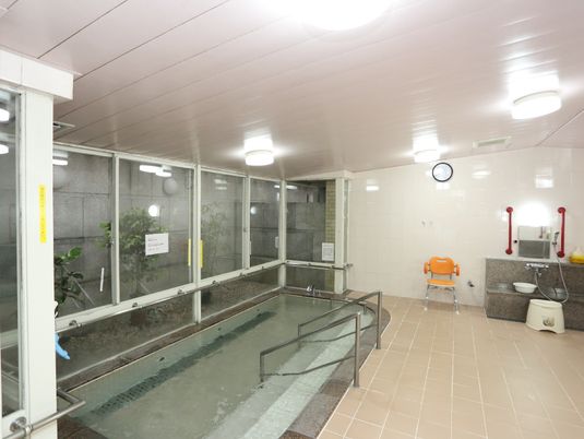整備された浴室施設