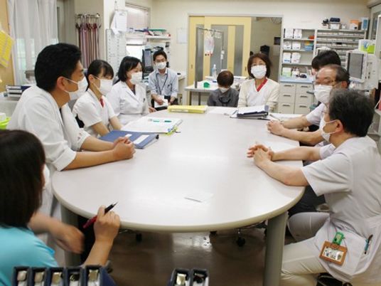スタッフ会議の様子の部屋  