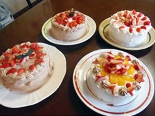 色とりどりの手作り料理