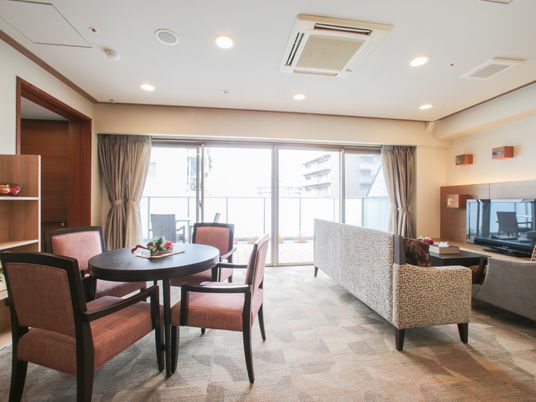 快適な居間の空間