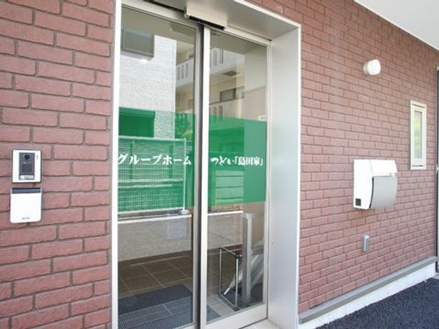 エントランス自動ドア