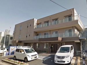建物の正面外観