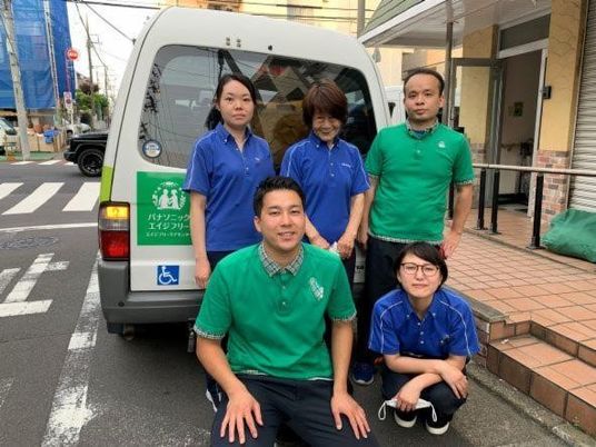 スタッフ集合の外観  