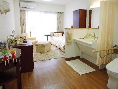 居室の明るい一角