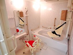 バリアフリー浴室設備