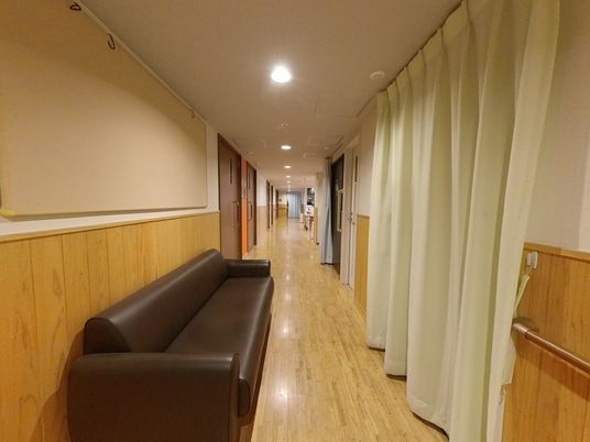 ゆったりとした廊下