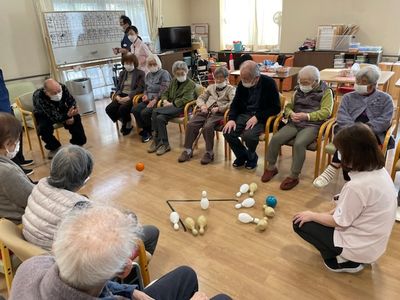 仕事中スタッフと利用者