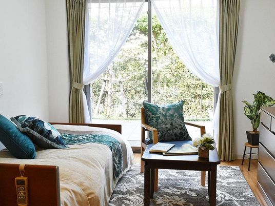 快適な居室の窓辺