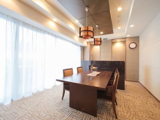 落ち着いた雰囲気の居室