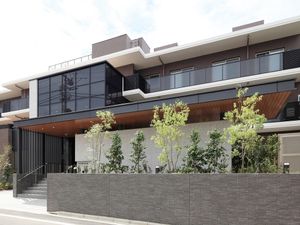モダンな建物の外観