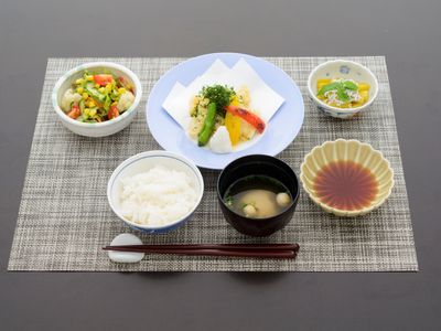 彩り豊かな和食膳