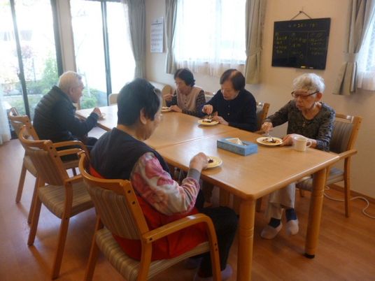 笑顔あふれる食堂