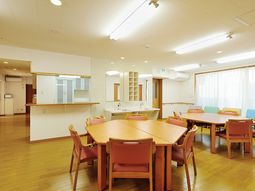 清潔なダイニングルーム