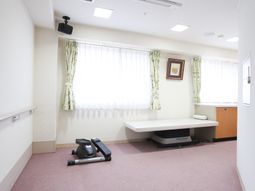 清潔な機能訓練室