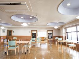 広々とした綺麗な食堂