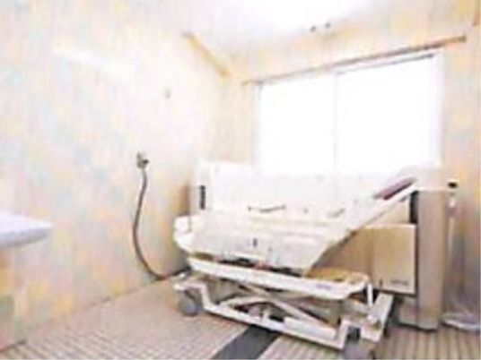 明るい居室の一角
