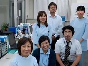 スタッフ集合の事務室  