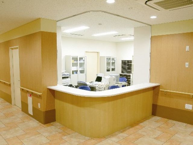 綺麗な受付カウンター