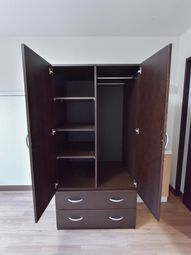 収納豊富なクローゼット