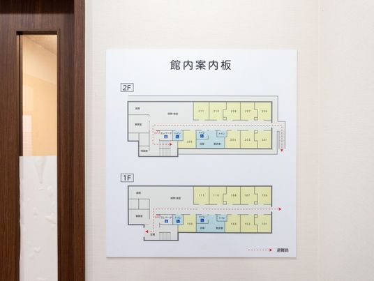 案内図が壁に掲示