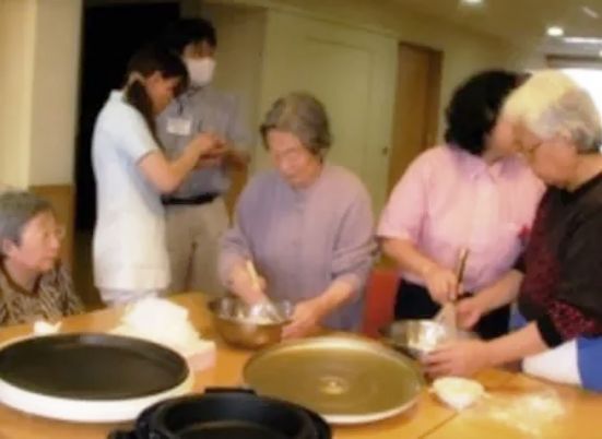 協力的なスタッフと入居者