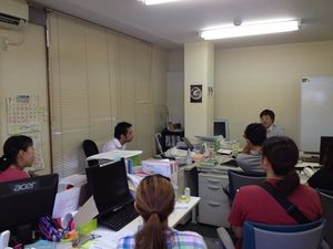 スタッフ会議室  